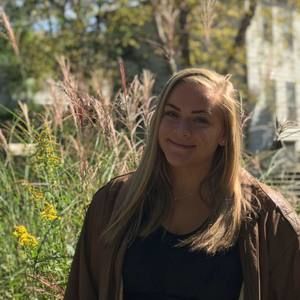 Meet your Posher, Karli gracen